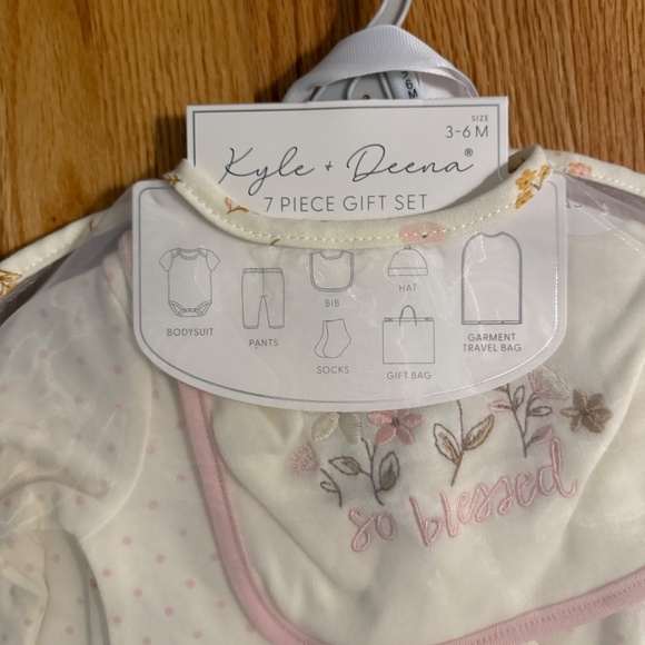 Kyle + Deena 7 Piece Baby Girl Gift Set - Picture 2 of 5